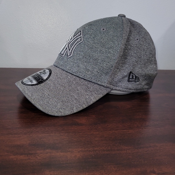 New Era Other - NEW ERA MLB NEW YORK YANKEES 39 THIRTY MEDIUM-LARGE